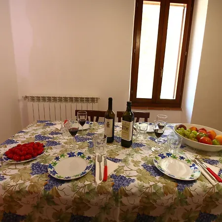 In Gualdo Near Trasimeno