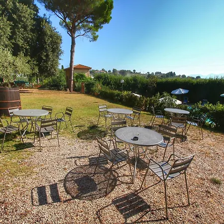 In Gualdo Near Trasimeno Holiday home Gualdo Cattaneo